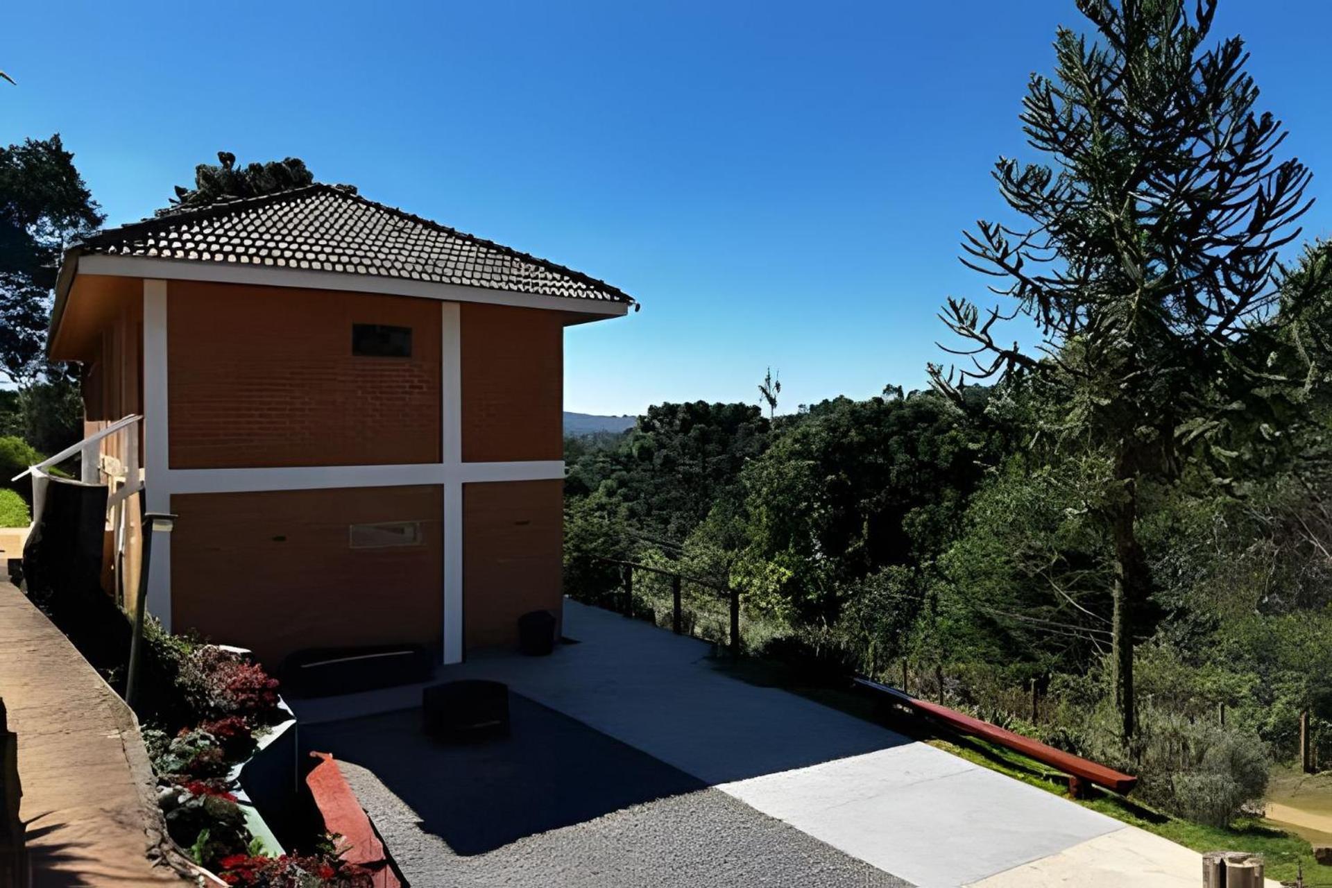 Suites Saint Louis - Conforto Do Lado Do Centro Turistico Campos do Jordao Bagian luar foto