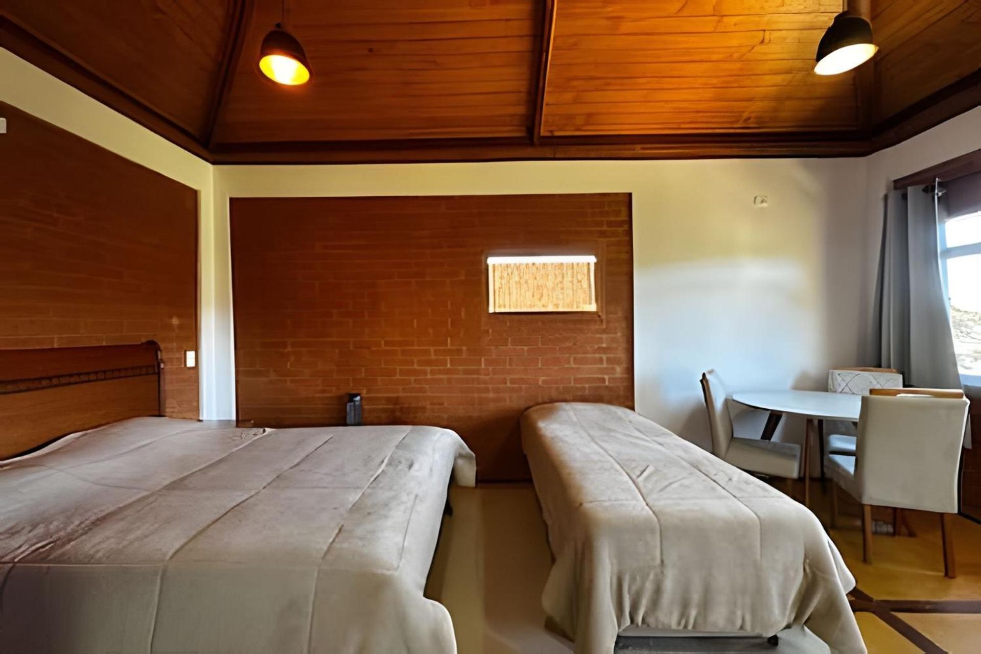 Suites Saint Louis - Conforto Do Lado Do Centro Turistico Campos do Jordao Bagian luar foto