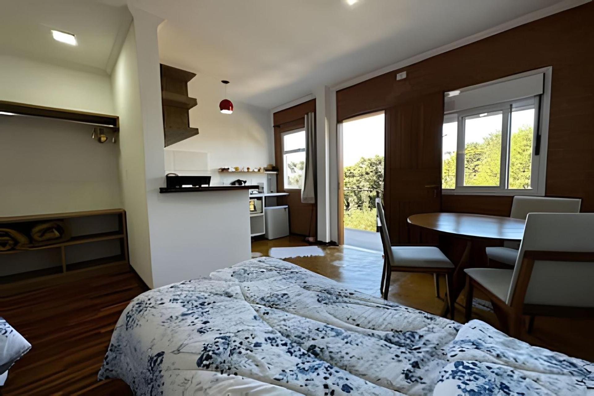 Suites Saint Louis - Conforto Do Lado Do Centro Turistico Campos do Jordao Bagian luar foto